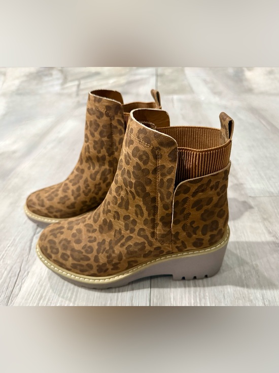 Corkys Shoes - Women’s Corky’s Hey Girl Leopard Print Chelsea Wedge Boots - Brown